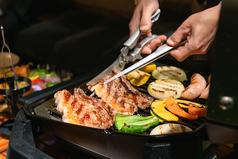 【最大100名まで】広々空間で飲み放題付きBBQ　ウッドデザインパーク栄店